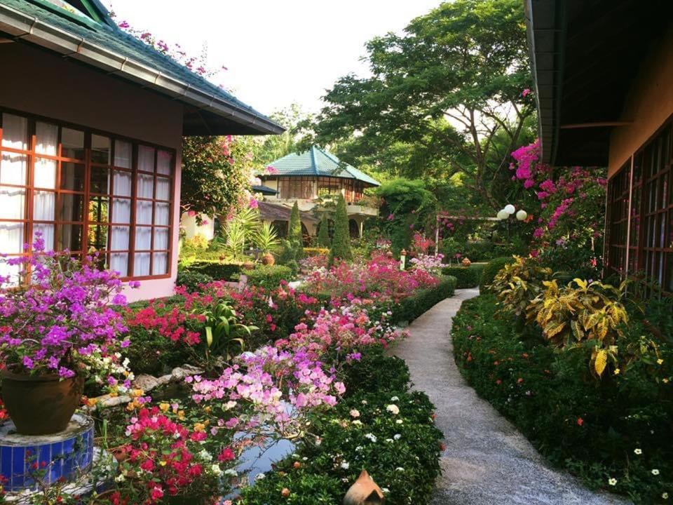 Ekman Garden Resort Сішон Екстер'єр фото